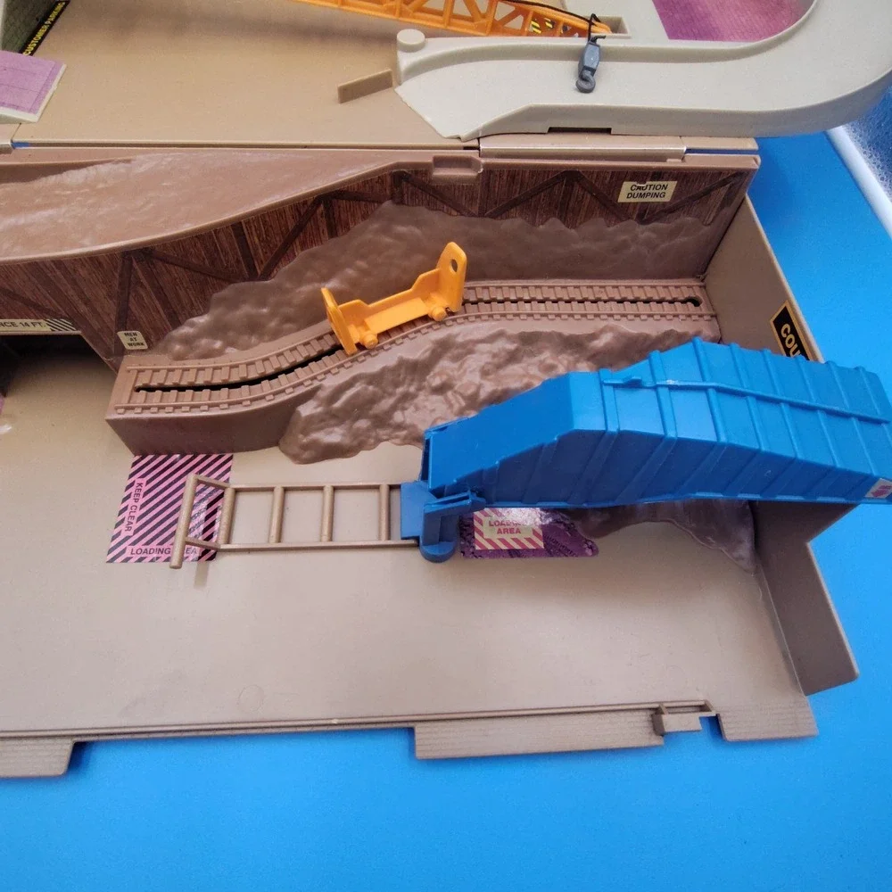 VTG 1979‎ Hot Wheels Sto & Go Construction Site Folding Playset SEE BL3.5GW-3583